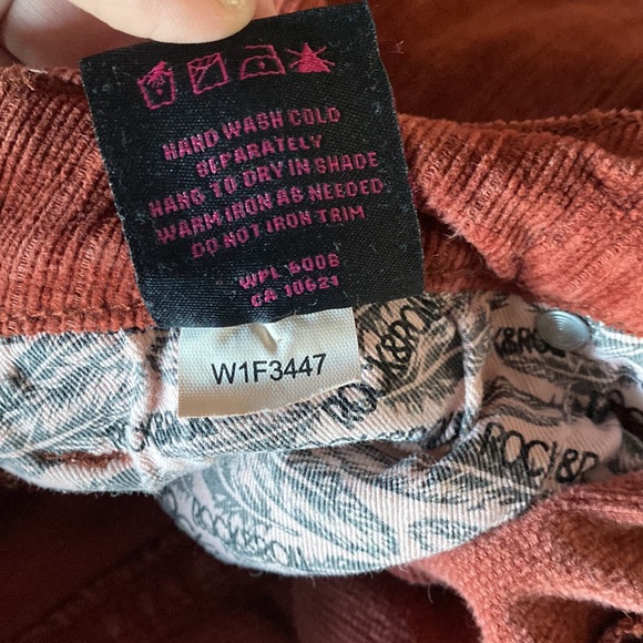 Super cute corduroy bell bottoms or flare pants - Picture 4 of 11